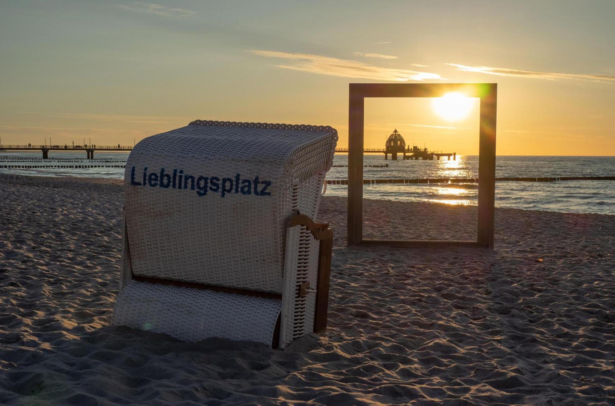 Strandhafer An Der Seebruecke Zingst Exteriör bild
